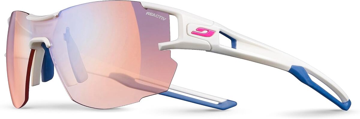 Test des lunettes Julbo Aerolite photochromiques pour femmes