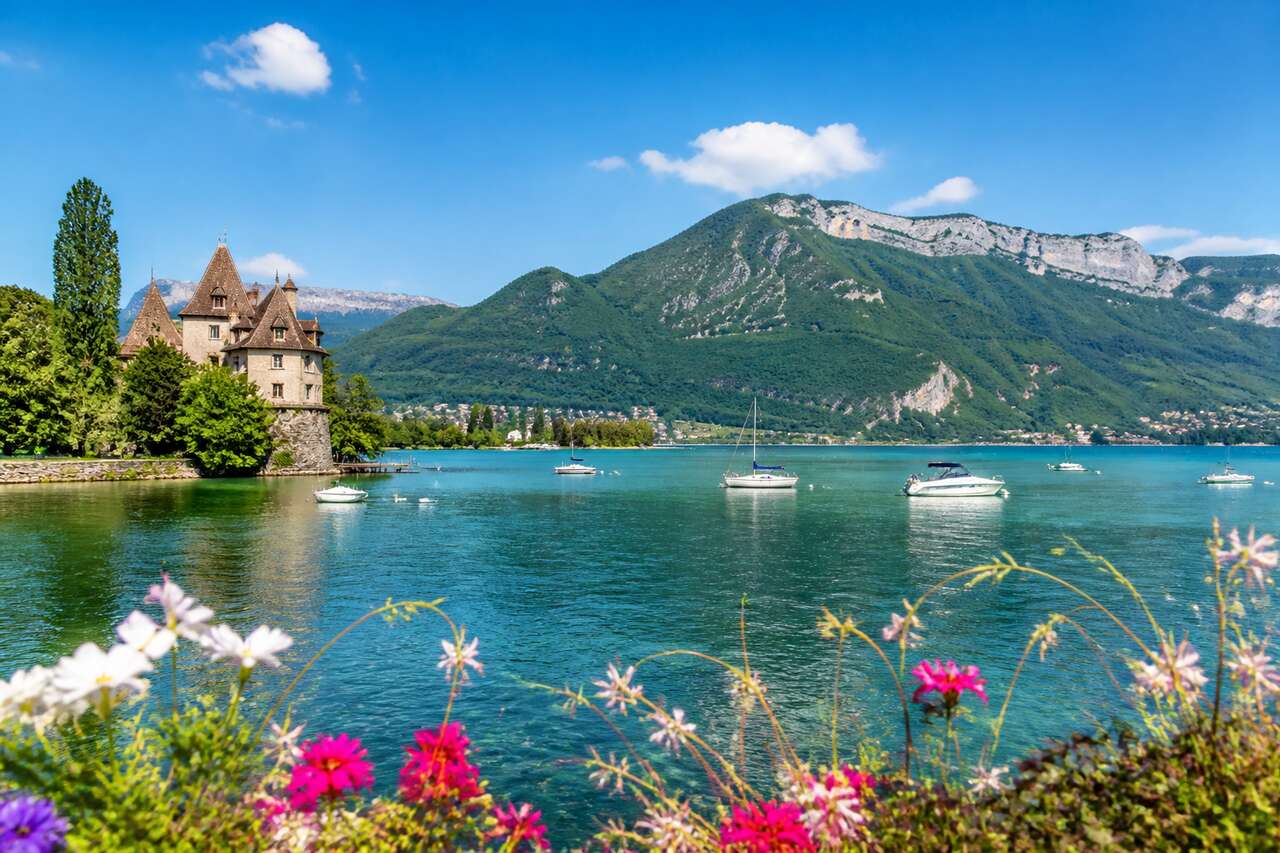 Courir à Annecy : découverte autour du lac et du Mont Veyrier