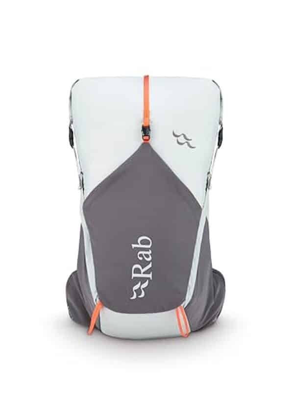 Découvrez notre test détaillé du sac à dos rab Veil XP : confort, légèreté et performance pour vos sorties trail et randonnée en montagne.