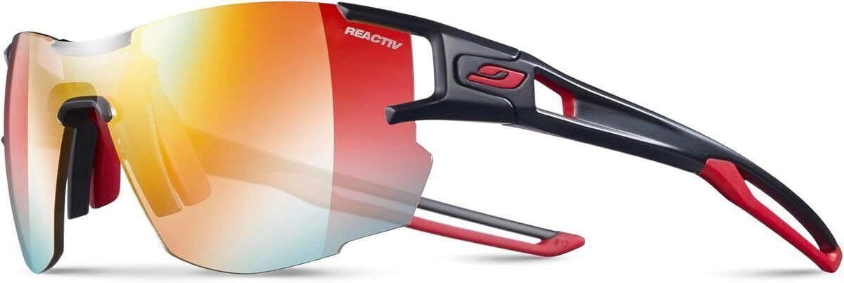 Test des lunettes Julbo Aerolite : protection solaire photochromique pour femmes