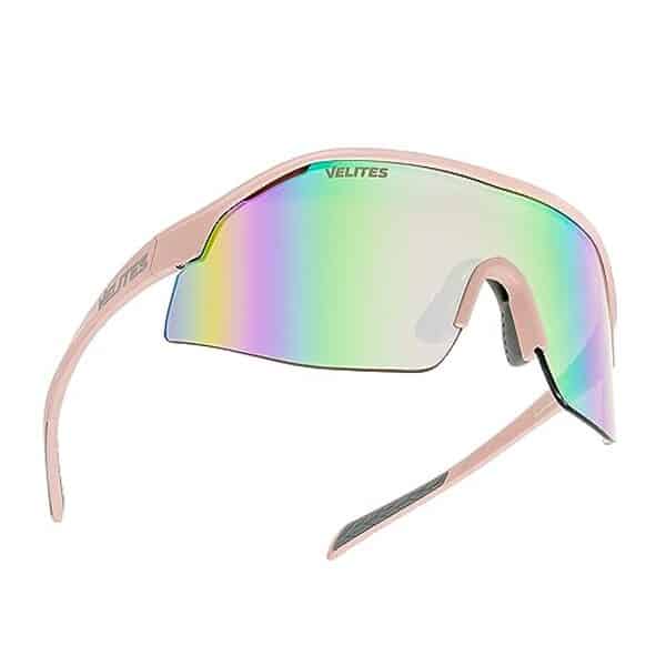 Découvrez notre test détaillé des lunettes Velites Raptor I : design innovant, protection optimale et polyvalence pour tous vos sports. Performances et confort au rendez-vous.